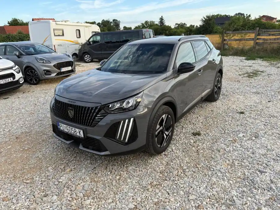 Peugeot 2008 AT